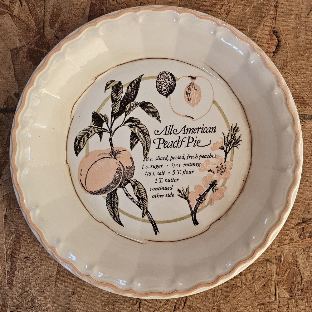 RARE All American Peach Pie Ceramic Pie Dish